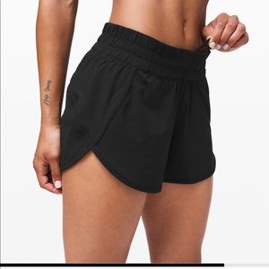 Lululemon Tracker short black size 12